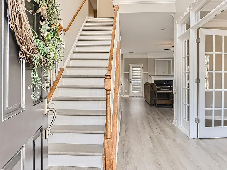9918 Southampton Commons Dr — Photo 21
