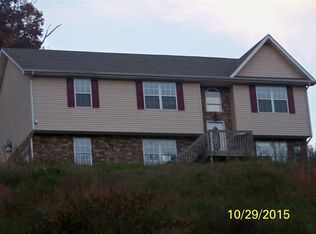 1081 English Fields Dr, Newport, TN 37821