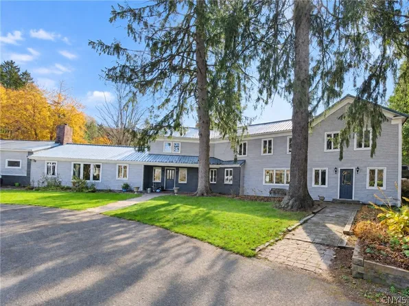 1916 Cardner Rd, New Woodstock, NY 13122