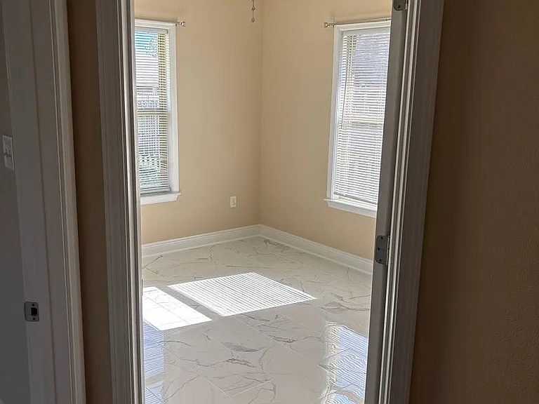18128 Canal Junction Dr — Photo 9