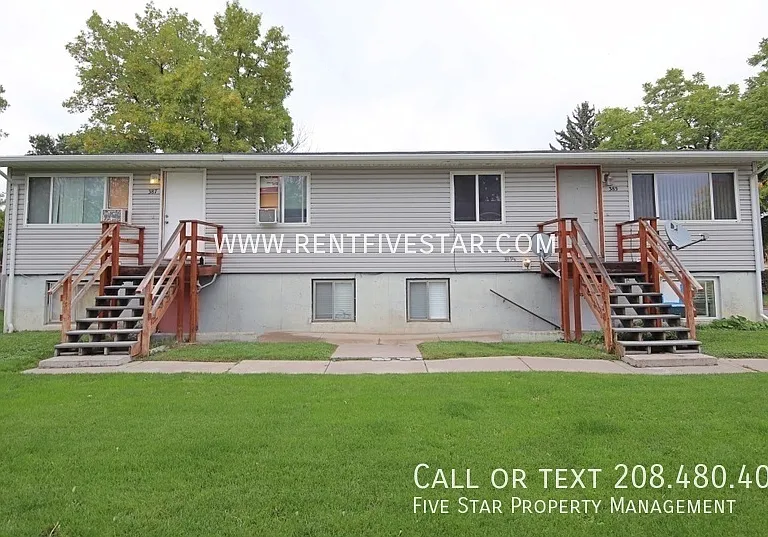 385 Packard Ave — Photo 2
