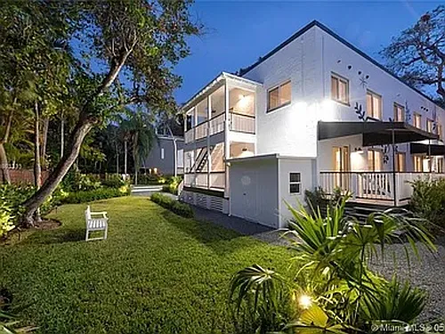 3661-3677 Poinciana Ave Photo 1
