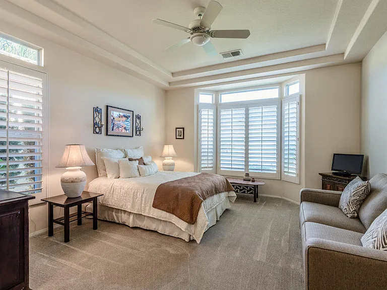 80571 Hoylake Dr — Photo 15
