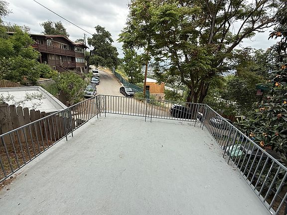 2nd image of 2436 Echo Park Ave #6