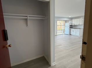 4303 Americana Dr APT 11, Annandale, VA 22003