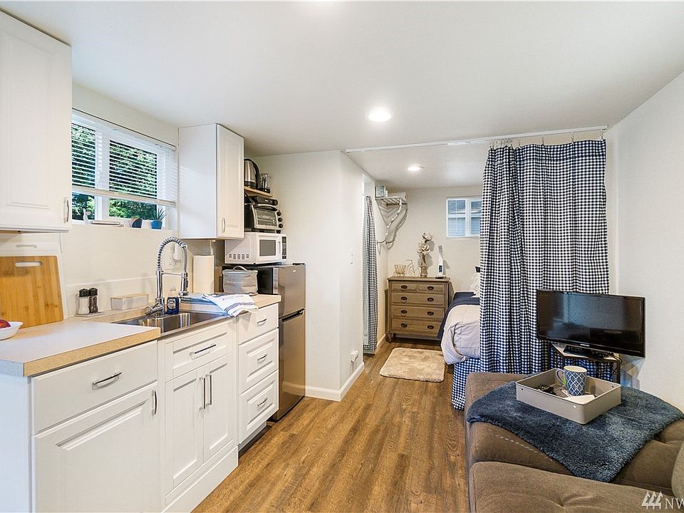 1st image of 18702 84th St E