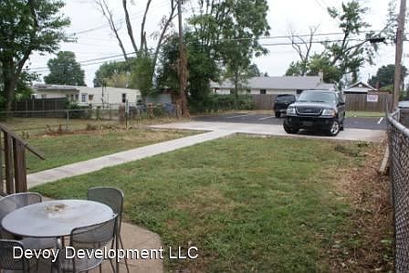 2nd image of 4317 Tholozan Ave