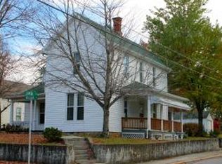 1230 Clinton St, Carthage, MO 64836