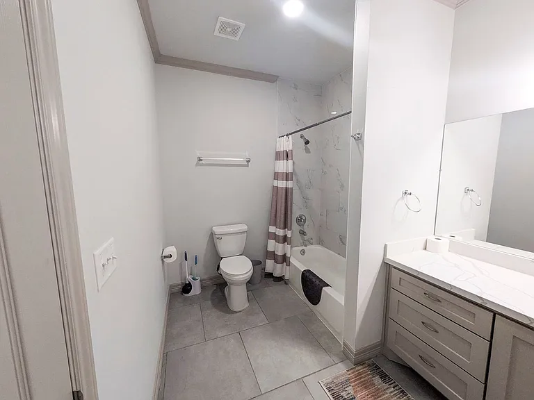 2925 Pecos St — Photo 18