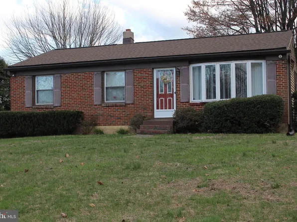 320 Eastview Dr, Coatesville, PA 19320