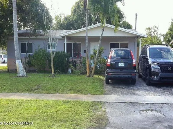 4240 NW 27th St, Lauderhill, FL 33313