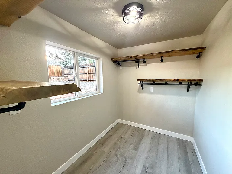 519 Garland St — Photo 24