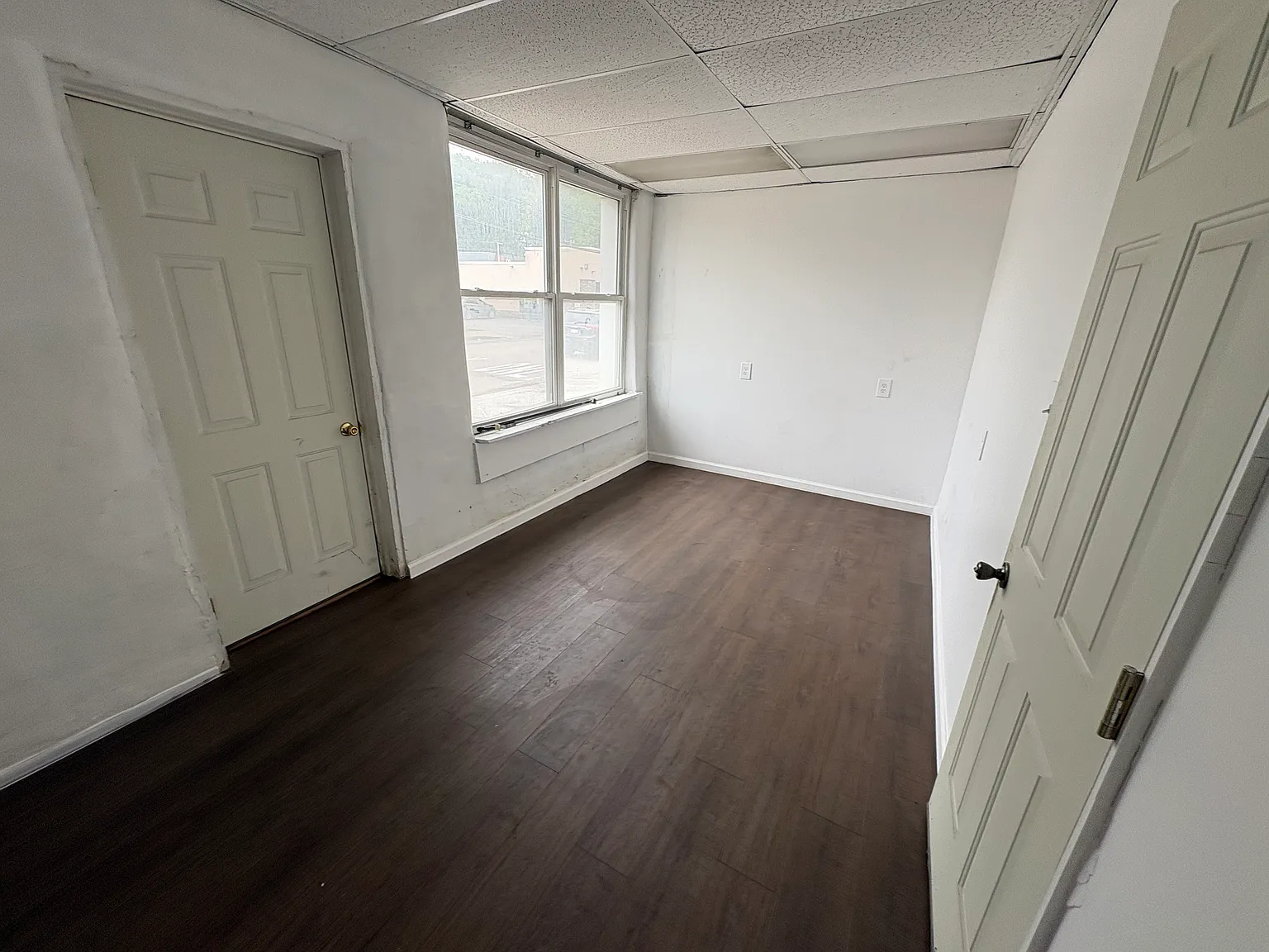 Studio, 1150 sqft, $750 — Photo 3