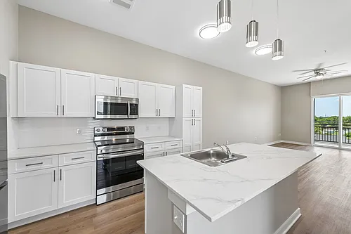 Floor plan 303