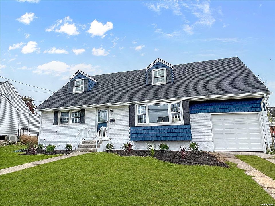 1st image of 105 Lambert Avenue