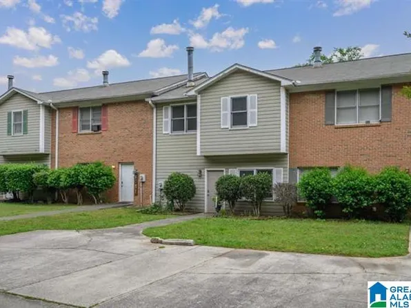 218 Carl Nichols Dr, Pelham, AL 35124