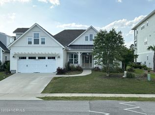 361 Spicer Lake Dr, Holly Ridge, NC 28445