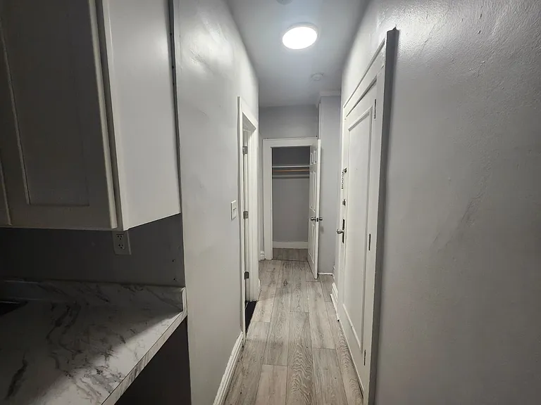 190 Carroll St #35E — Photo 2
