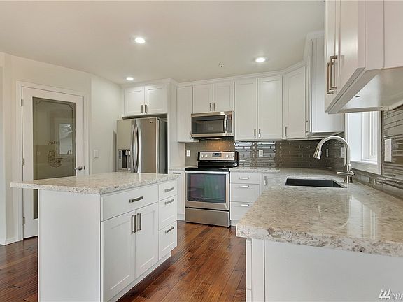 4th image of 7417 171st Avenue Ct E