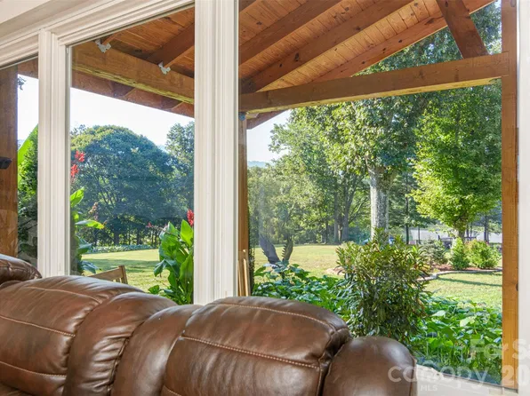 609 Old Mars Hill Hwy, Weaverville, NC 28787