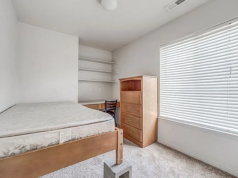 543 N University Ave #305 — Photo 8