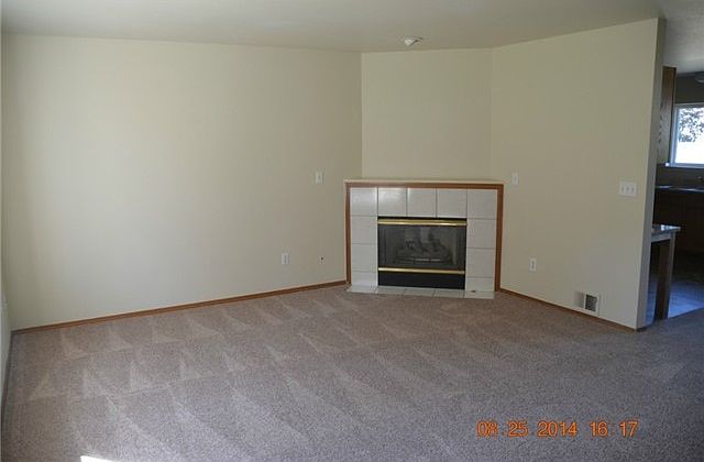 2nd image of 615 139th Street Ct E #617