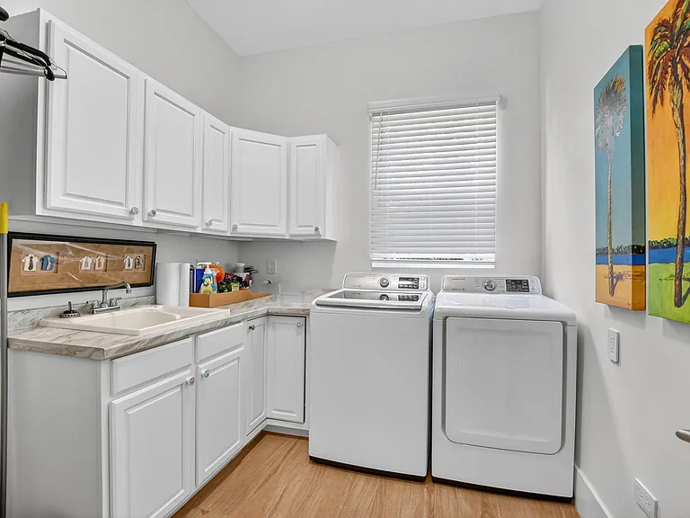 7843 Villa D Este Way — Photo 38