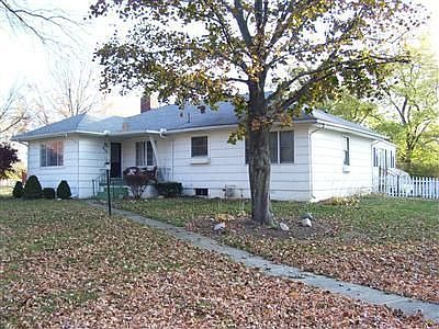 1st image of 604 Woodlawn Ave