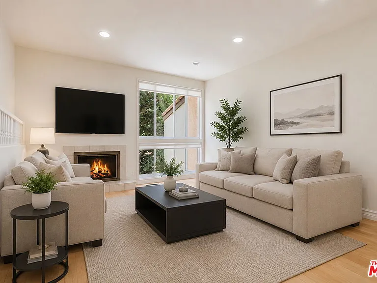 17241 Palisades Cir — Photo 6
