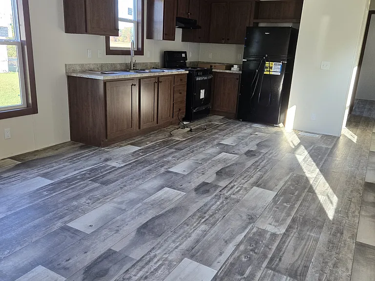 100 Maple Hl #60 — Photo 2