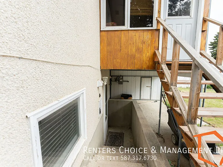 124B Park Meadows Blvd N — Photo 14