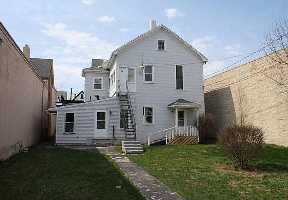 4th image of 1116 N Main St