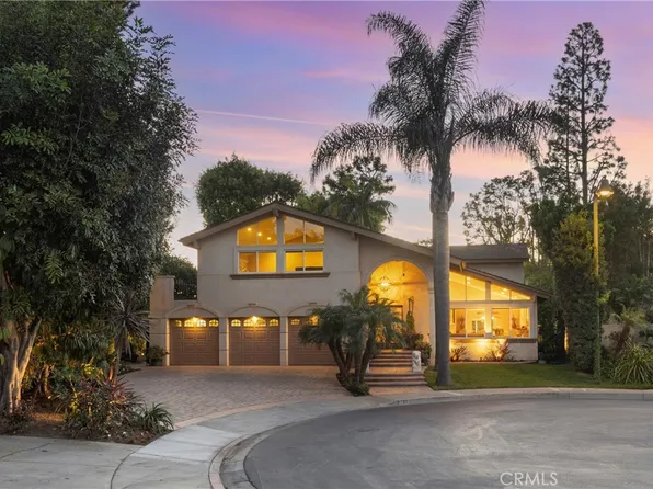 701 Pepper Tree Ln, Long Beach, CA 90815