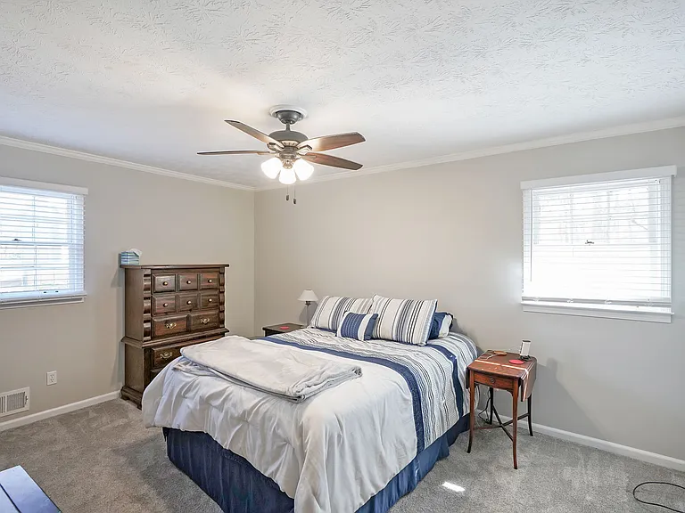 752 Mountainbrooke Cir — Photo 12