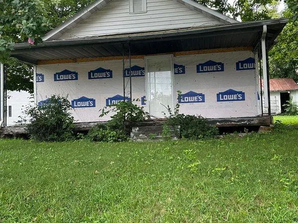 210 Carnation Dr, Glasgow, KY 42141