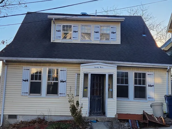 23 Beryl St, Roslindale, MA 02131
