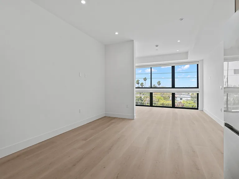 1808 Lincoln Blvd — Photo 22