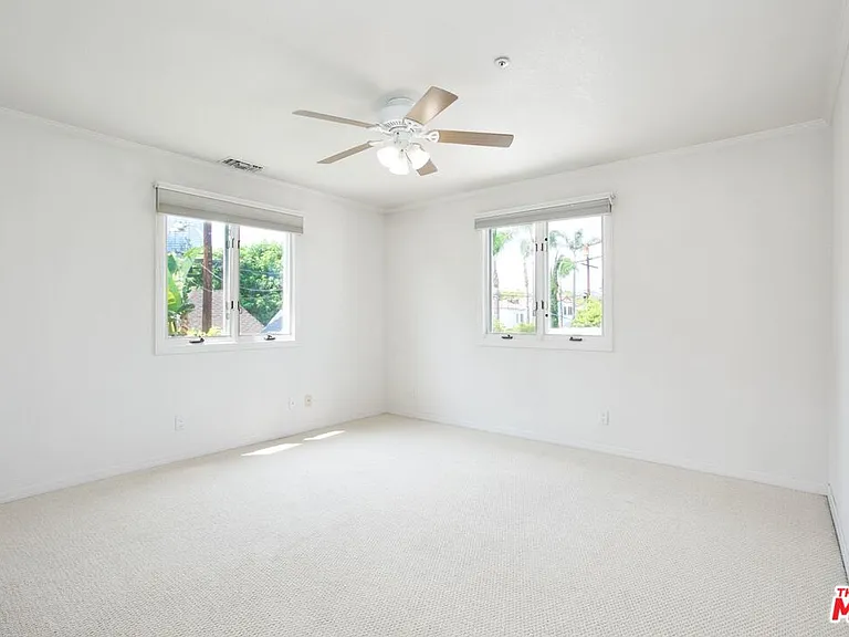 333 S McCarty Dr — Photo 16