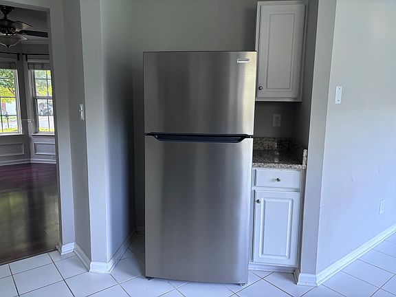 2nd image of 7735 Leisure Ln