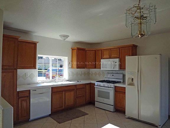 New Stove & Microwave