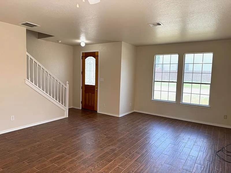 4323 Palm Point — Photo 2