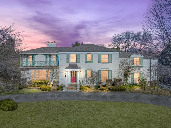 470 Renaud Rd, Grosse Pointe Woods, MI 48236