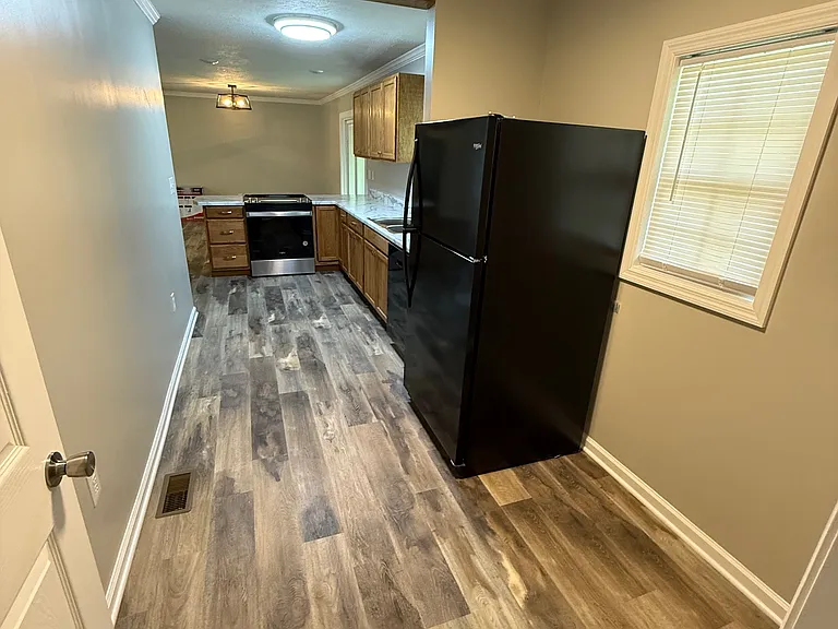 4606 Mountain Crest Dr — Photo 10