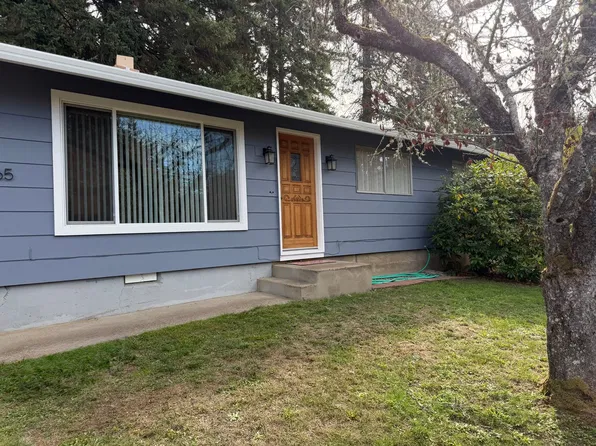 4865 Whiteaker St, Eugene, OR 97405