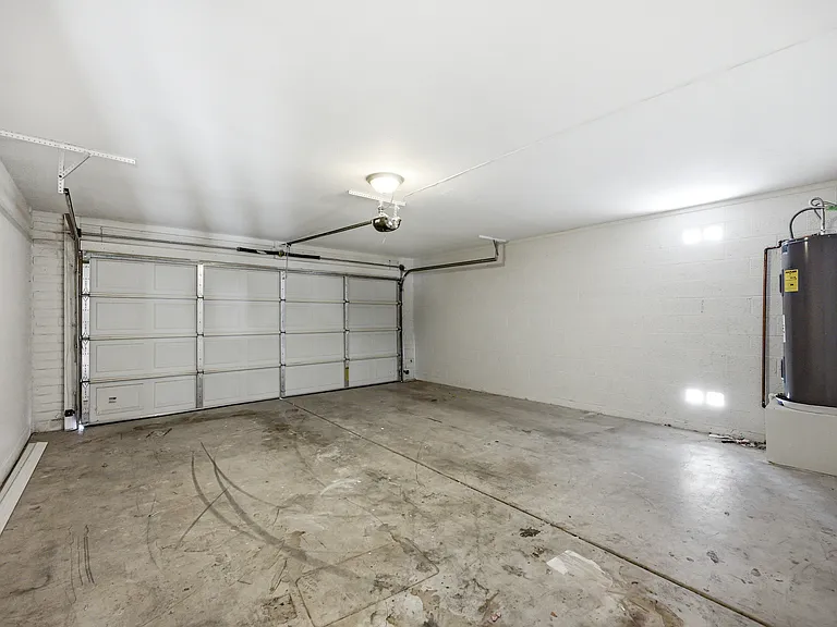 6232 W Sierra St — Photo 31