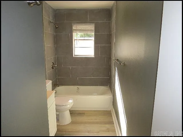 9215 Clover Hill Rd — Photo 10