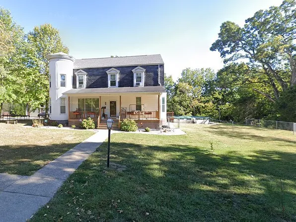 904 William St, Chester, IL 62233