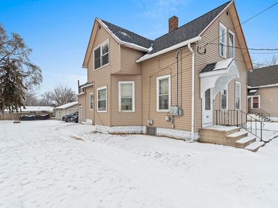 945 Velp Ave, Green Bay, WI, 54303