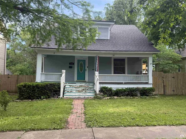 715 Jersey St, Baldwin City, KS 66006