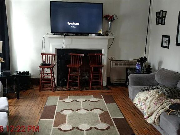 3rd image of 237-39 39 Palmer Ave